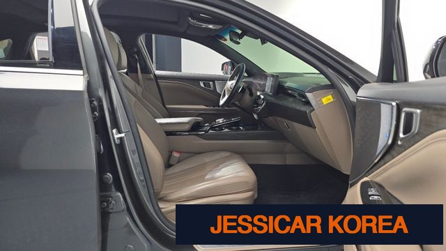 2023 Kia K8 - Thumbnail 16