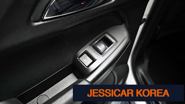 2021 Chevrolet Trailblazer - Thumbnail 14