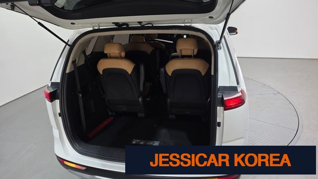 2023 Kia Carnival 4th Gen - Thumbnail 3