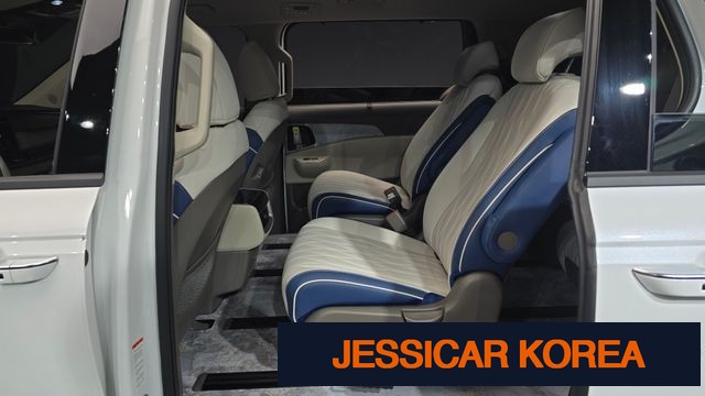 2025 Kia The New Carnival 4th generation - Thumbnail 3