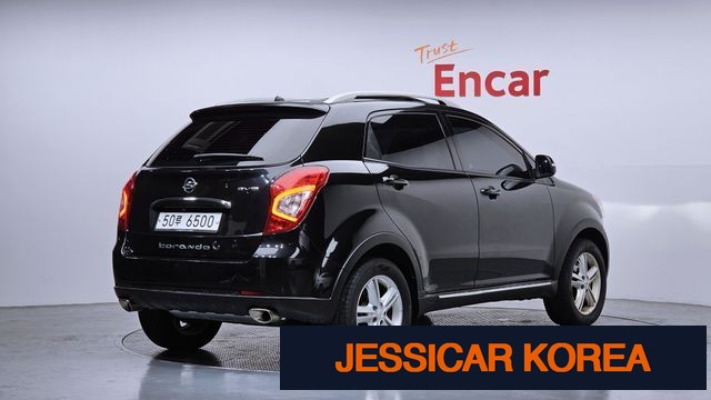 2014 KG Mobility New Korando C - Thumbnail 2