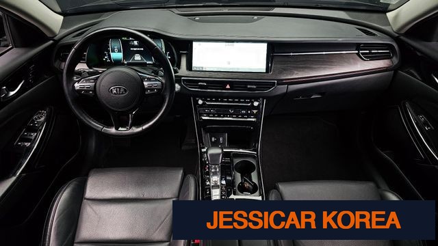 2020 Kia K7 Premier Hybrid - Thumbnail 3