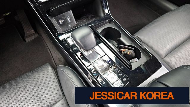 2020 Kia K7 Premier Hybrid - Thumbnail 11