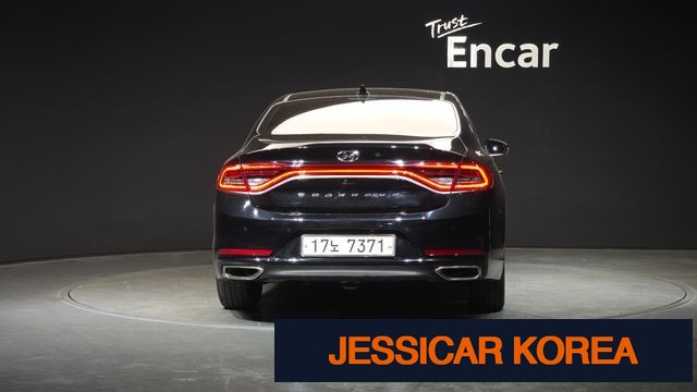 2018 Hyundai Grandeur IG - Thumbnail 2