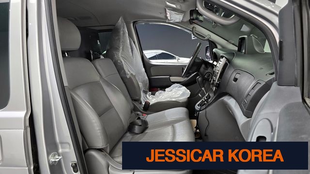 2015 Hyundai Grand Starex - Thumbnail 15