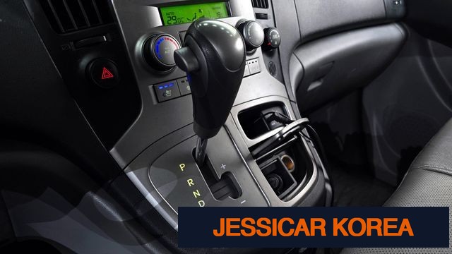 2015 Hyundai Grand Starex - Thumbnail 18