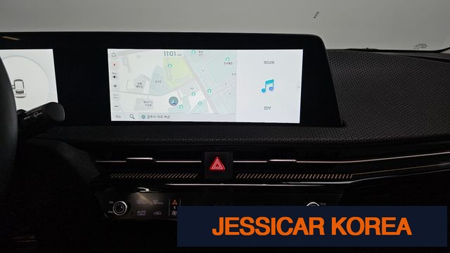 2023 Kia EV6 - Thumbnail 2