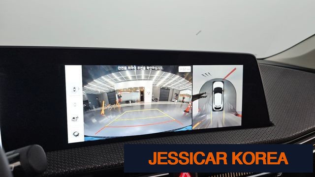 2023 Kia EV6 - Thumbnail 3