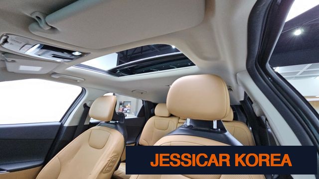 2023 Kia EV6 - Thumbnail 6