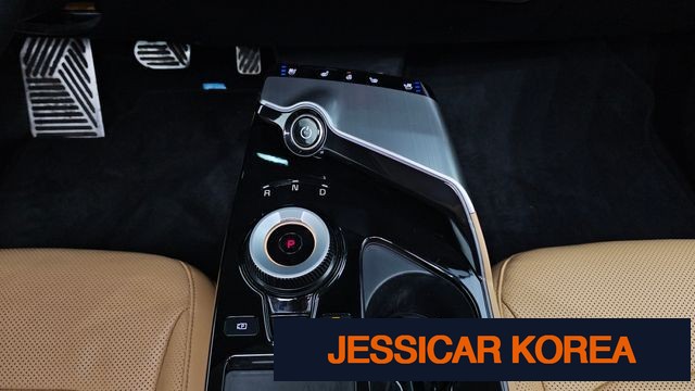 2023 Kia EV6 - Thumbnail 9