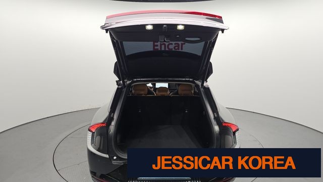 2023 Kia EV6 - Thumbnail 17