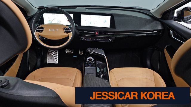 2023 Kia EV6 - Thumbnail 19