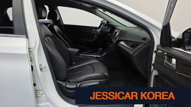 2015 Hyundai LF Sonata - Thumbnail 5
