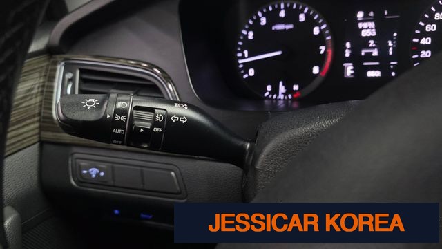 2015 Hyundai LF Sonata - Thumbnail 19