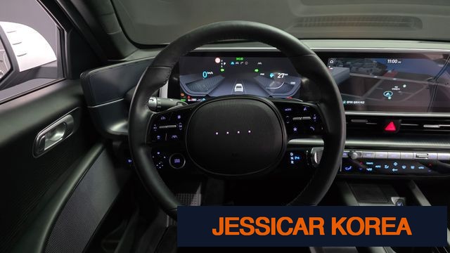 2023 Hyundai Ioniq 6 - Thumbnail 5