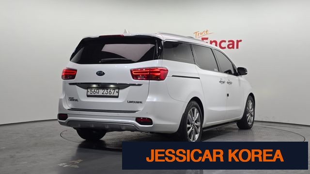 2019 Kia The New Carnival - Thumbnail 4