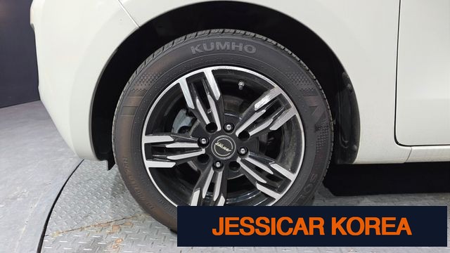 2017 Kia Ray - Thumbnail 9