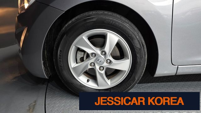 2015 Hyundai The New Avante - Thumbnail 15