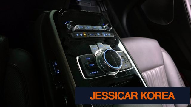 2019 Genesis G90 - Thumbnail 16
