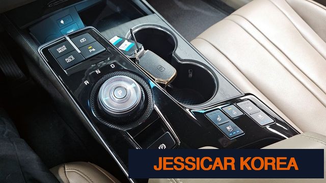 2023 Kia K8 Hybrid - Thumbnail 2