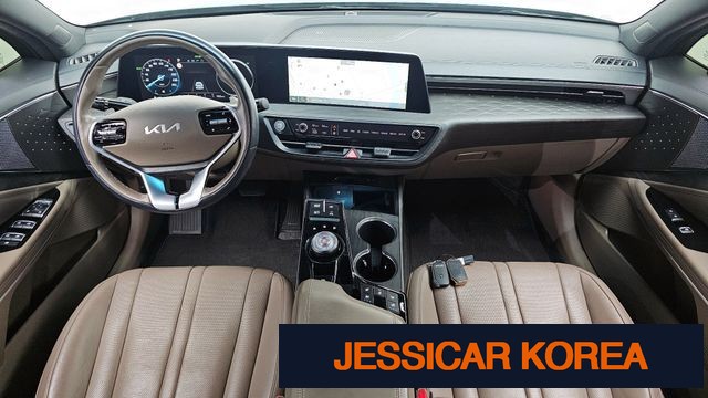 2023 Kia K8 Hybrid - Thumbnail 3