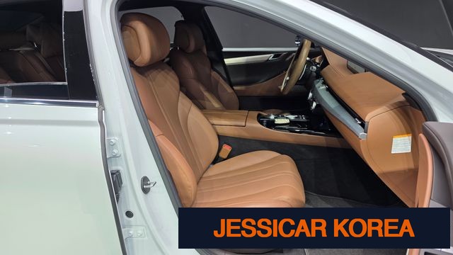 2022 Genesis Electrified G80 (RG3) - Thumbnail 4