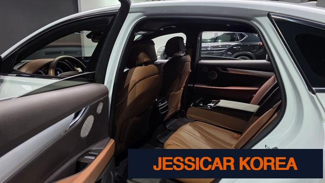2022 Genesis Electrified G80 (RG3) - Thumbnail 6