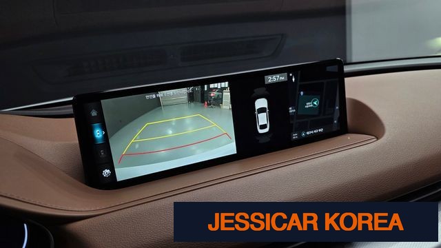 2022 Genesis Electrified G80 (RG3) - Thumbnail 16