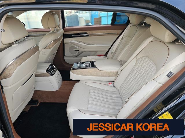 2020 Genesis G90 - Thumbnail 13