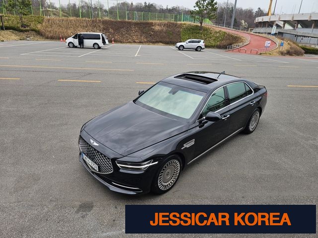 2020 Genesis G90 - Thumbnail 16