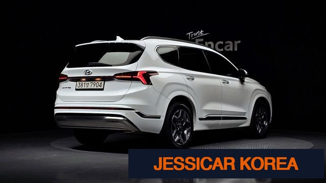 2023 Hyundai The New Santa Fe - Thumbnail 9