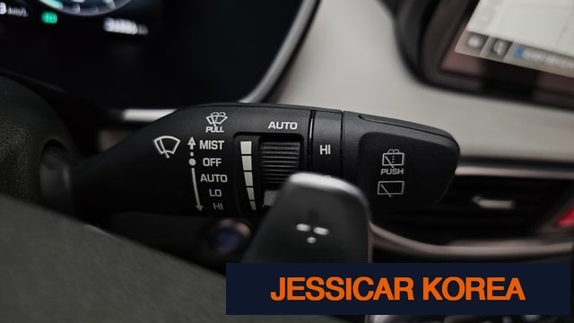 2023 Hyundai The New Santa Fe - Thumbnail 11