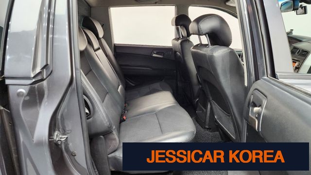 2013 KG Mobility Korando Sports - Thumbnail 7