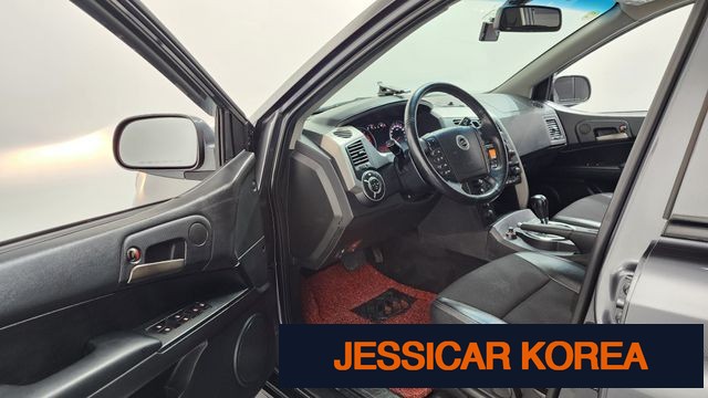 2013 KG Mobility Korando Sports - Thumbnail 8