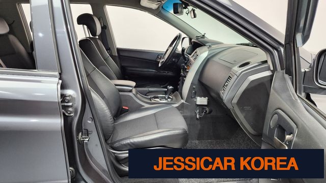 2013 KG Mobility Korando Sports - Thumbnail 12