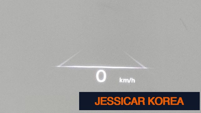 2021 Genesis GV70 - Thumbnail 5