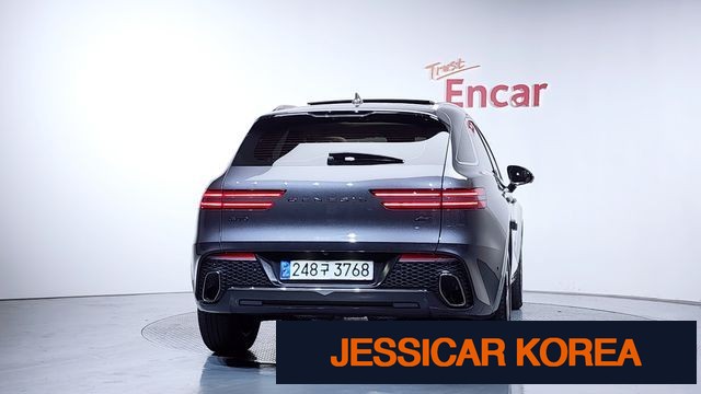 2021 Genesis GV70 - Thumbnail 14