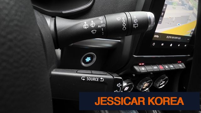 2021 Renault Korea Joe - Thumbnail 7