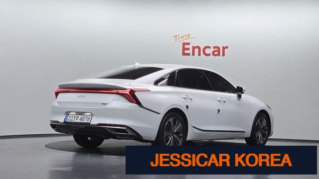 2023 Kia K8 Hybrid - Thumbnail 5
