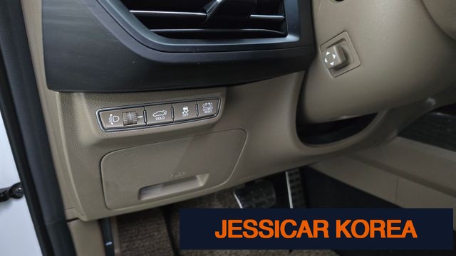 2023 Kia K8 Hybrid - Thumbnail 17