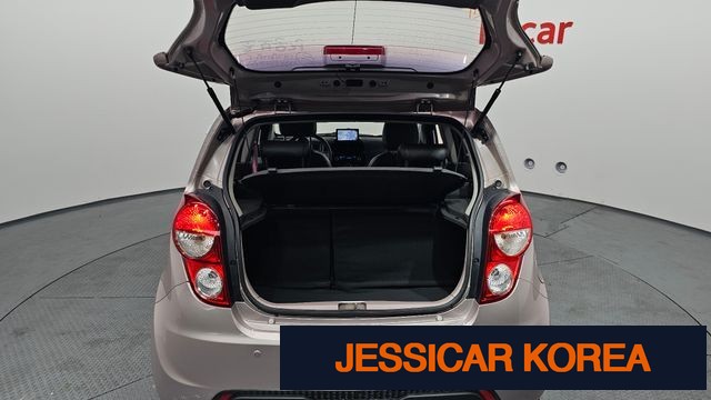 2013 Chevrolet Spark - Thumbnail 3