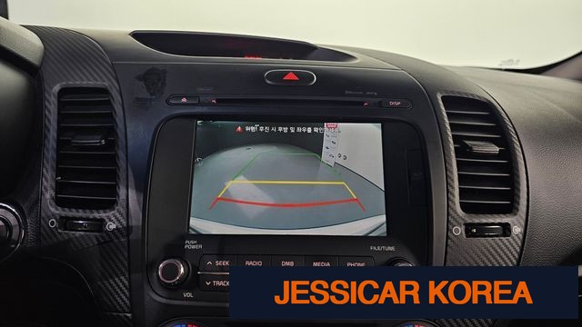 2013 Kia K3 - Thumbnail 11