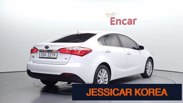 2013 Kia K3 - Thumbnail 16