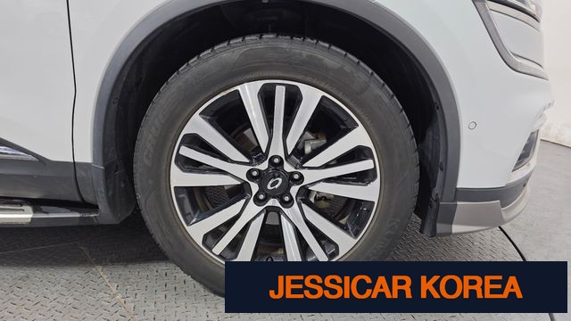 2020 Renault Korea The New QM6 - Thumbnail 8