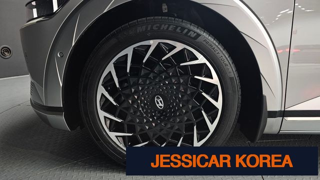2023 Hyundai Ioniq 5 - Thumbnail 3