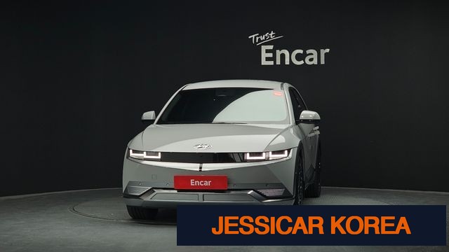 2023 Hyundai Ioniq 5 - Thumbnail 5