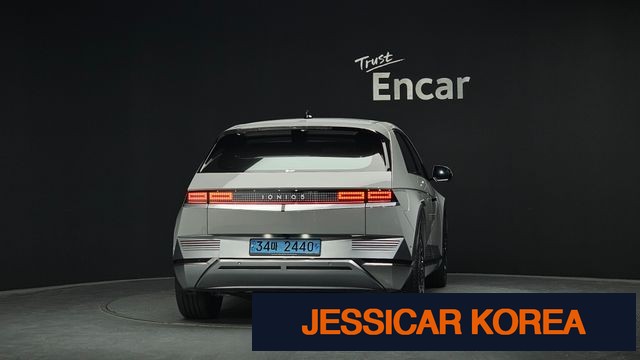 2023 Hyundai Ioniq 5 - Thumbnail 13