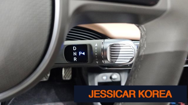 2023 Hyundai Ioniq 5 - Thumbnail 16