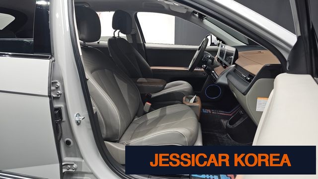 2023 Hyundai Ioniq 5 - Thumbnail 18