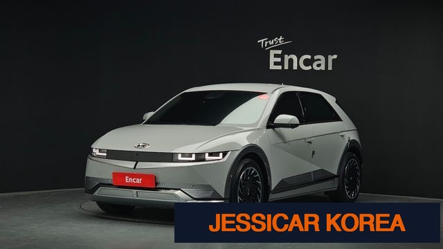 2023 Hyundai Ioniq 5 - Thumbnail 19